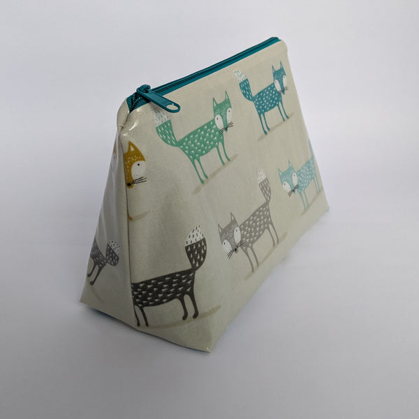 Side View of Medium Teal Fox Oilcloth Make-up, Cosmetic, Toiletry bag